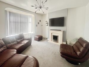 Lounge- click for photo gallery